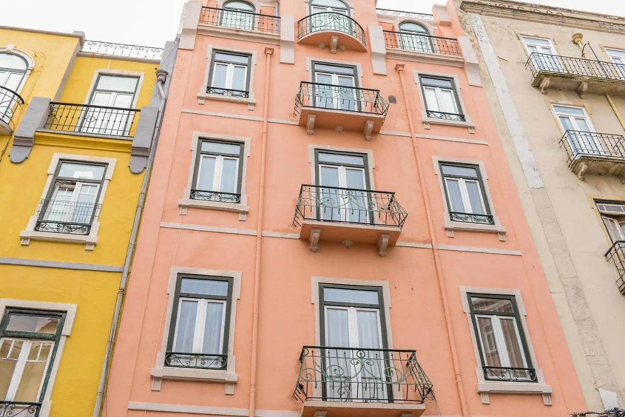Lisbon Apartment Near Marques Pombal Square