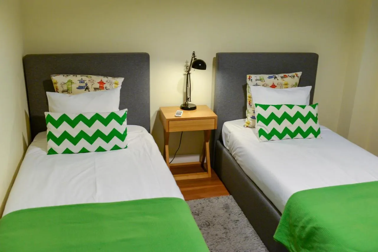 Lisbon Apartment Near Marques Pombal Square