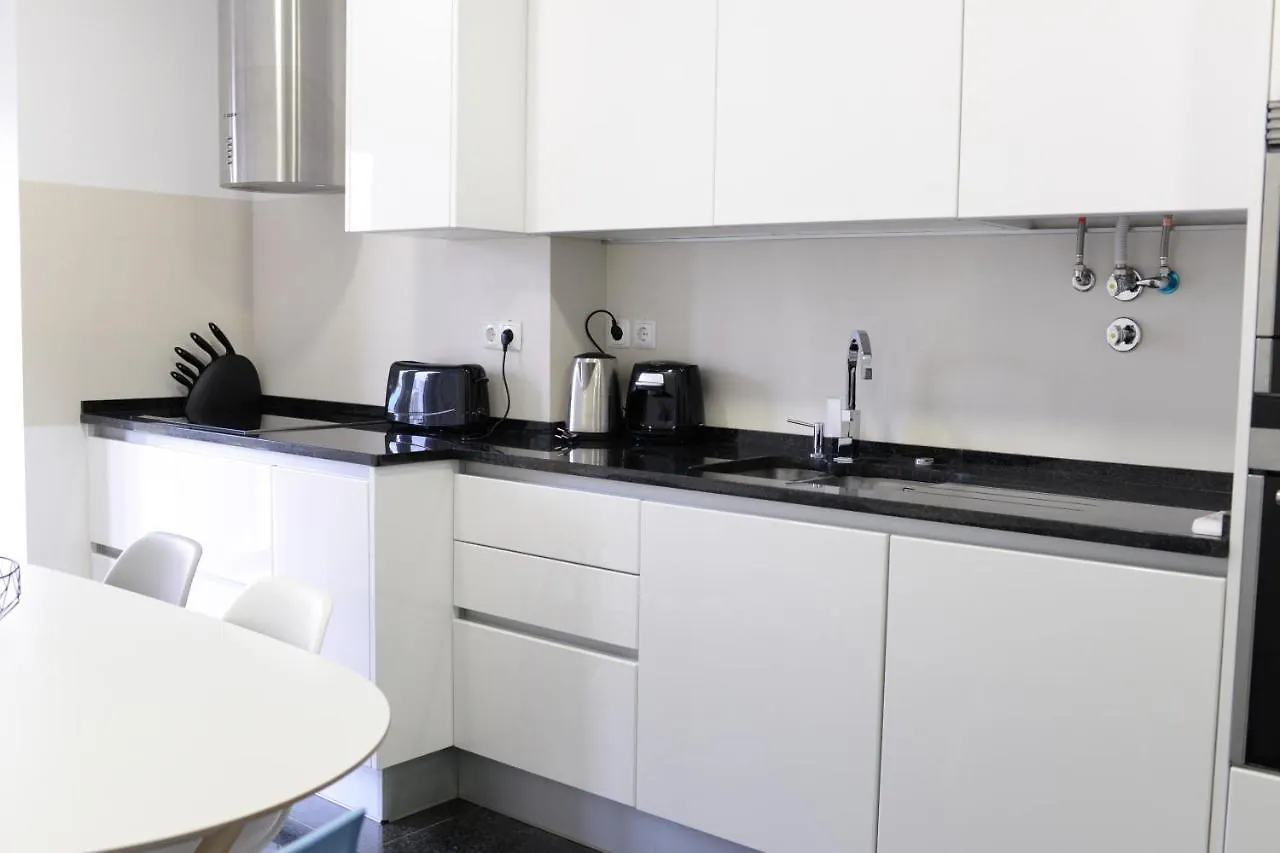 Lisbon Apartment near Marquês Pombal square